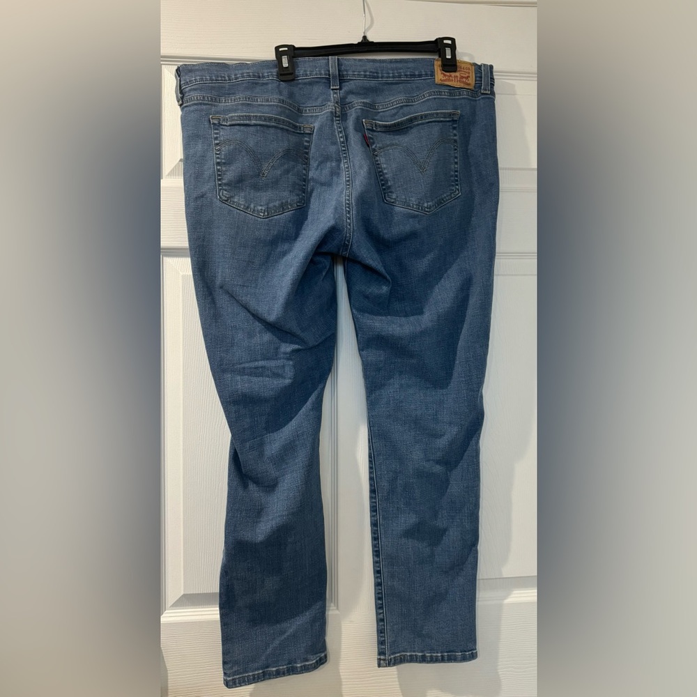 2/$20 Women’s Levi's Blue Distressed Boyfriend Copain Jeans size 34 - Picture 4 of 7